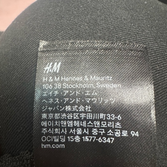 H&M Black Circle Skirt Size Large Flared Silhouette Chic Versatile Women’s Style - Picture 7 of 7